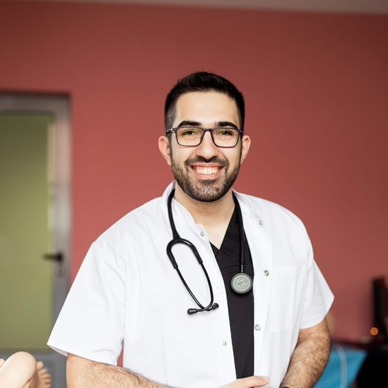 Dr. Frăsineanu Marius